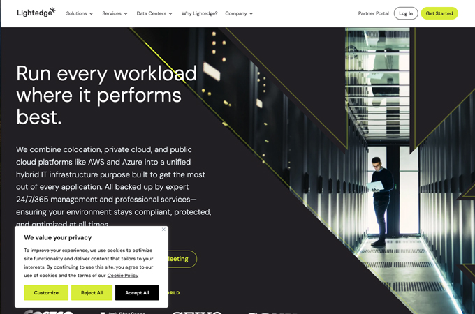 LightEdge Website by Atomicdust